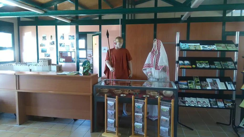 Camping Alberg Municipal Tivissa 2*,